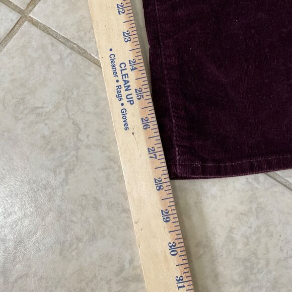 Levis 505 women’s size 31 /12M Straight Corduroy Jeans Pants Bugandy - Picture 6 of 11